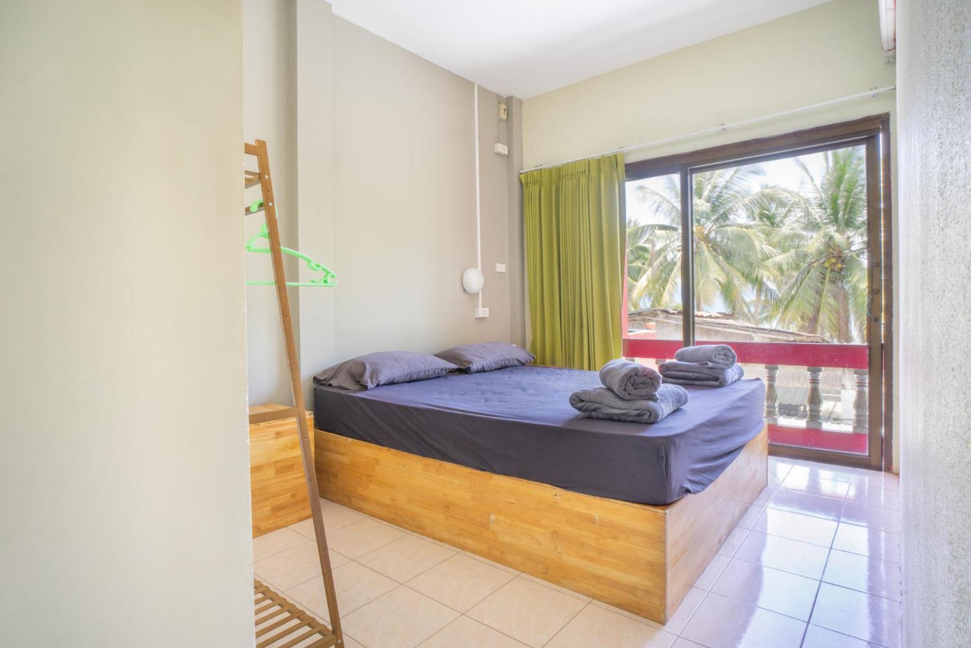 Echo Beach Hostel Baan Tai Eksteriør bilde