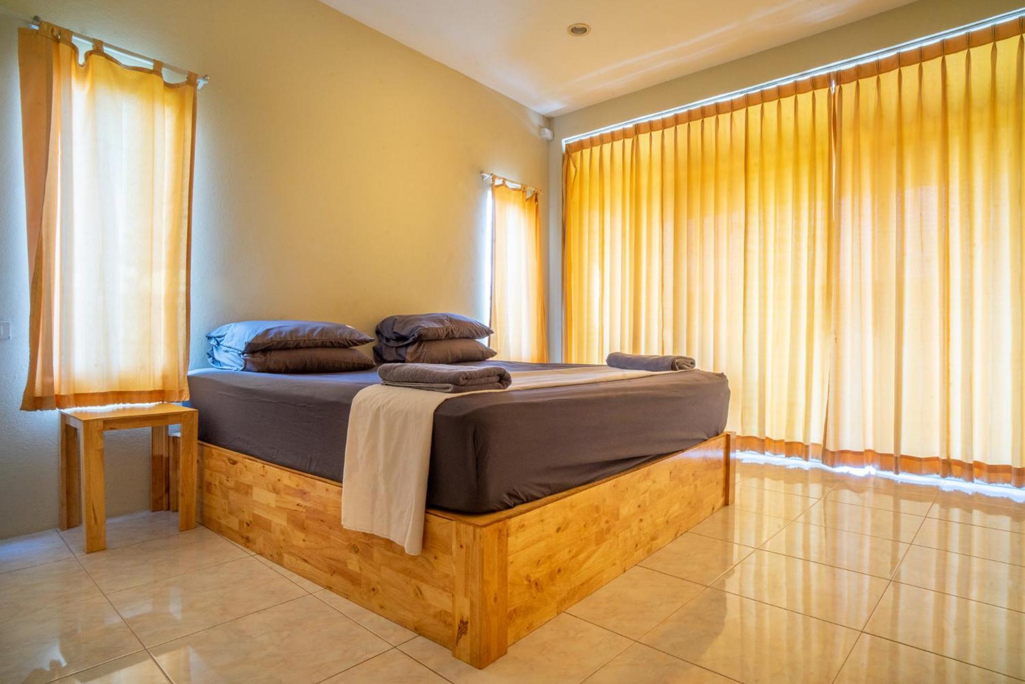 Echo Beach Hostel Baan Tai Eksteriør bilde