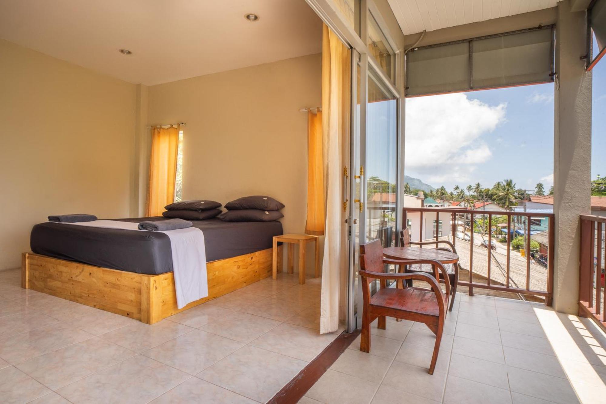 Echo Beach Hostel Baan Tai Eksteriør bilde