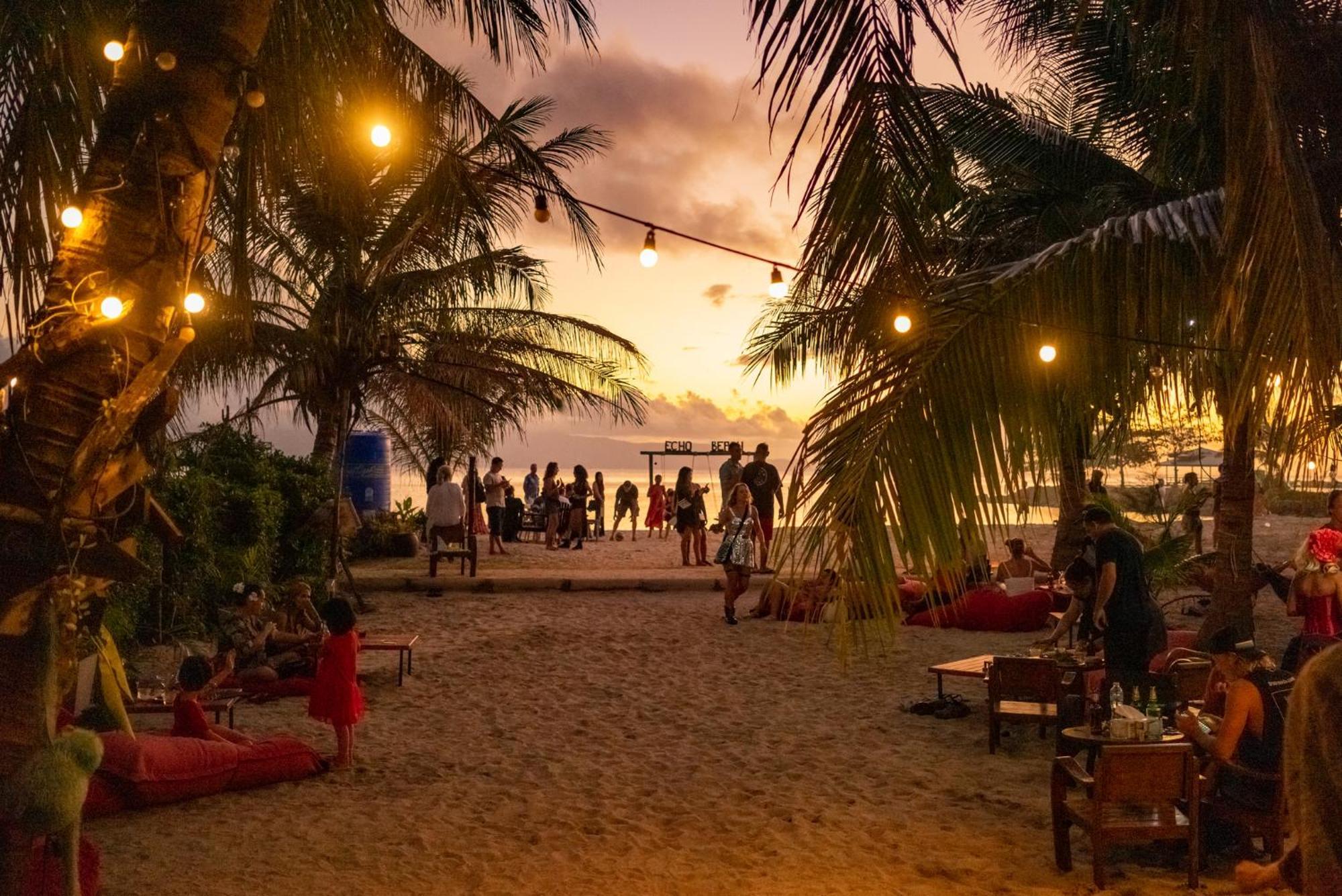 Echo Beach Hostel Baan Tai Eksteriør bilde