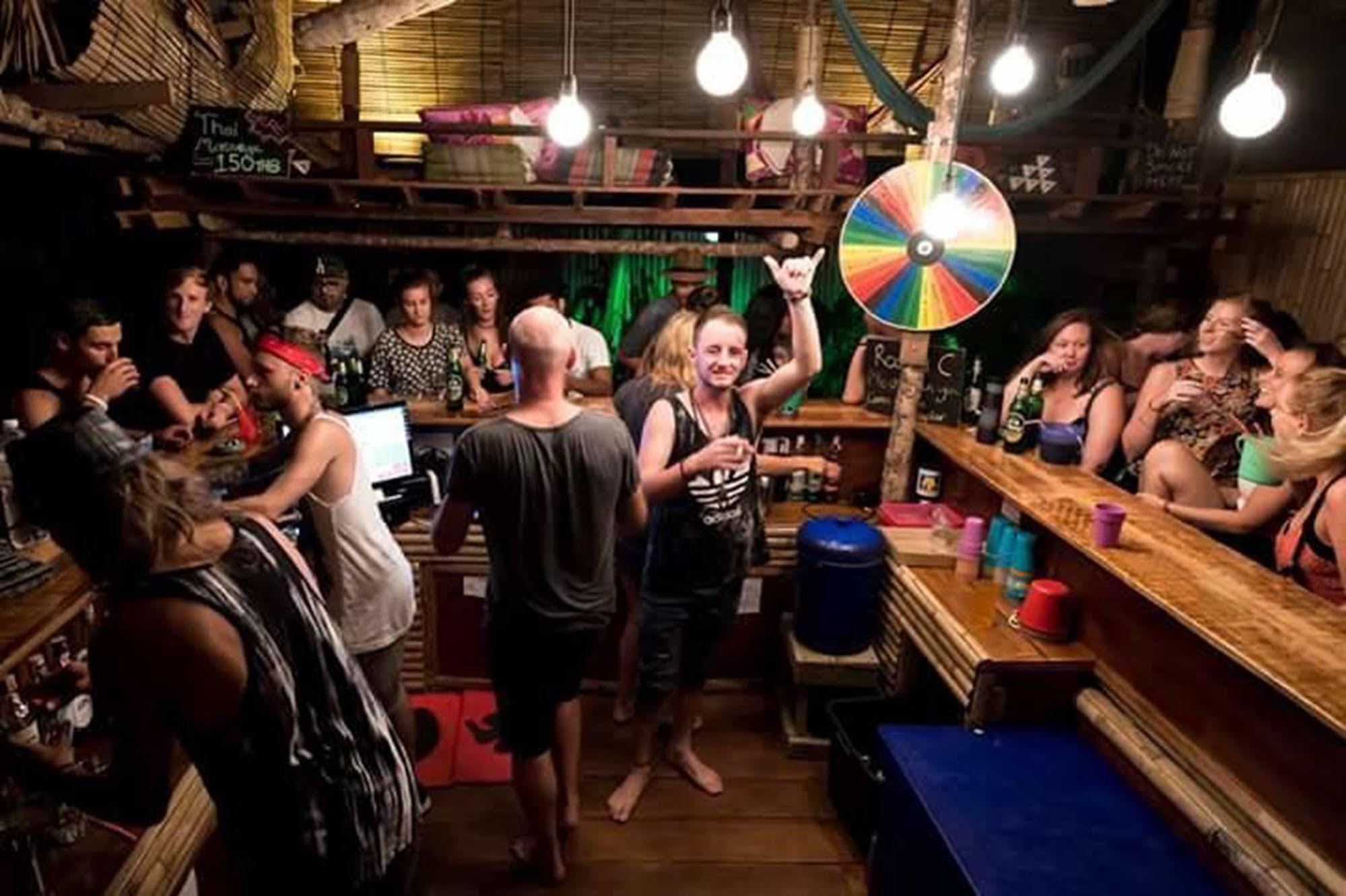 Echo Beach Hostel Baan Tai Eksteriør bilde